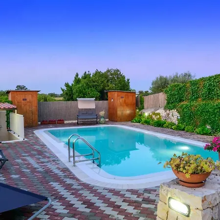 Helloapulia - Flora Apartament *