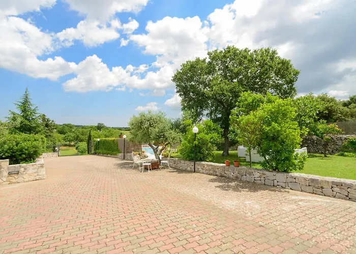 Helloapulia - Flora * Noci