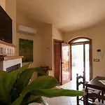 Helloapulia - Flora Apartamento Noci
