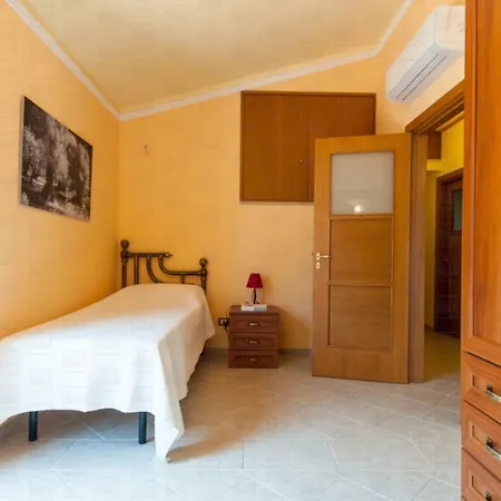 アパート Helloapulia - Flora *