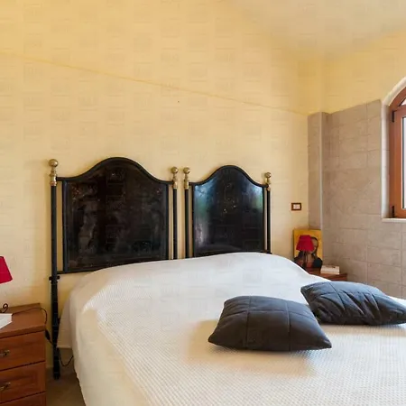 アパート Helloapulia - Flora *